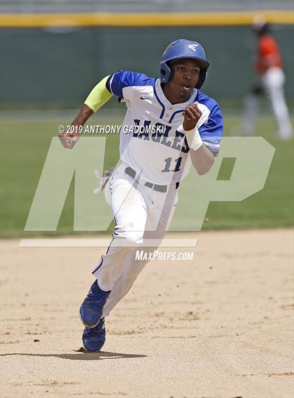 Thumbnail 3 in Bogan vs. Brooks (IHSA Regional Final) photogallery.