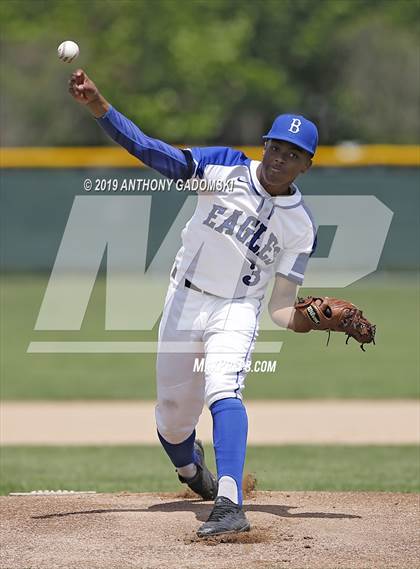 Thumbnail 2 in Bogan vs. Brooks (IHSA Regional Final) photogallery.