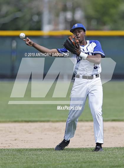 Thumbnail 1 in Bogan vs. Brooks (IHSA Regional Final) photogallery.