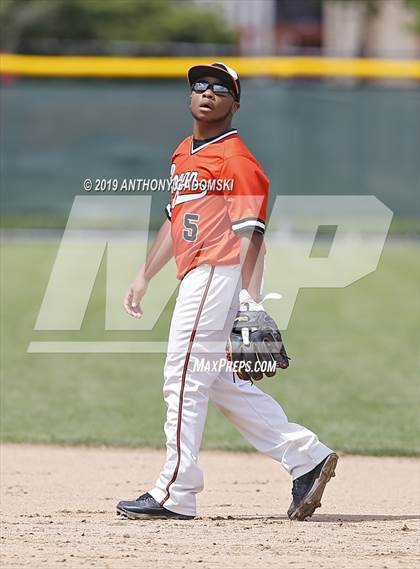 Thumbnail 3 in Bogan vs. Brooks (IHSA Regional Final) photogallery.