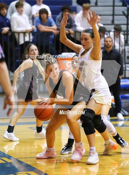 Thumbnail 2 in Perrin-Whitt vs. Saint Jo (UIL Basketball 1A D1 Region 3 Bi-District) photogallery.