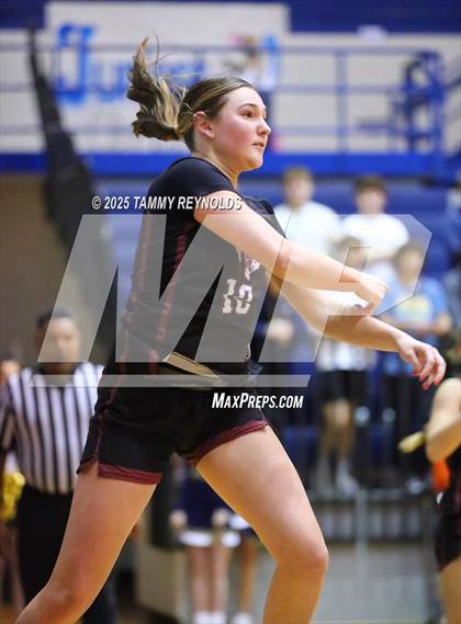 Thumbnail 2 in Perrin-Whitt vs. Saint Jo (UIL Basketball 1A D1 Region 3 Bi-District) photogallery.