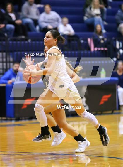 Thumbnail 2 in Perrin-Whitt vs. Saint Jo (UIL Basketball 1A D1 Region 3 Bi-District) photogallery.