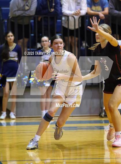 Thumbnail 2 in Perrin-Whitt vs. Saint Jo (UIL Basketball 1A D1 Region 3 Bi-District) photogallery.