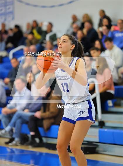 Thumbnail 3 in Great Neck South @ Port Washington photogallery.