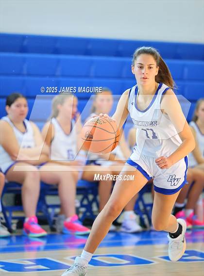 Thumbnail 1 in Great Neck South @ Port Washington photogallery.