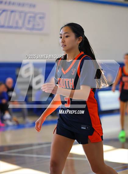 Thumbnail 3 in Great Neck South @ Port Washington photogallery.