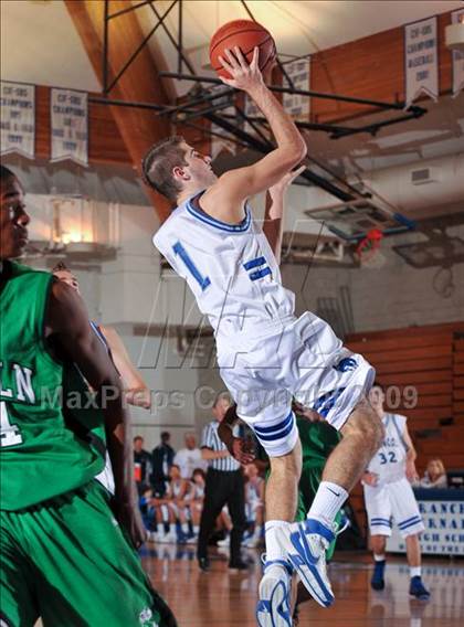 Thumbnail 1 in Rancho Bernardo vs Lincoln (MaxPreps Holiday Classic) photogallery.
