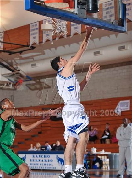 Thumbnail 3 in Rancho Bernardo vs Lincoln (MaxPreps Holiday Classic) photogallery.