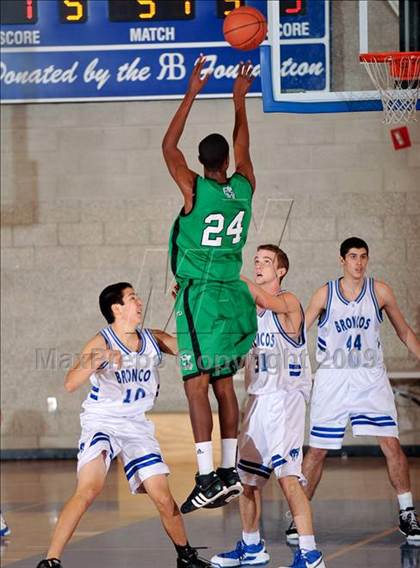 Thumbnail 1 in Rancho Bernardo vs Lincoln (MaxPreps Holiday Classic) photogallery.