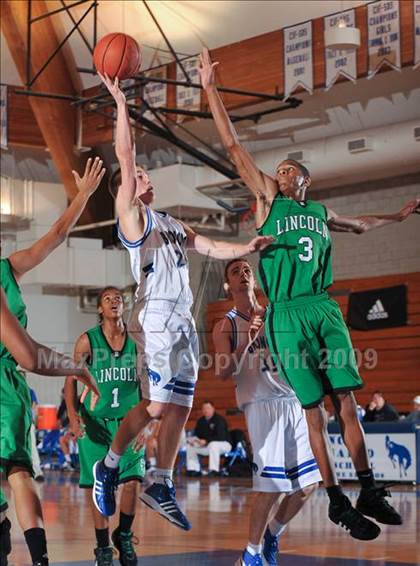 Thumbnail 2 in Rancho Bernardo vs Lincoln (MaxPreps Holiday Classic) photogallery.