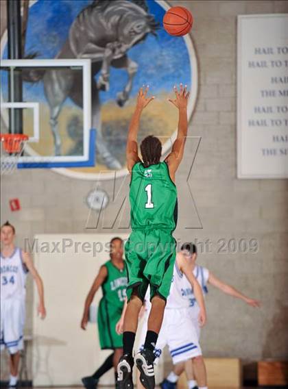 Thumbnail 3 in Rancho Bernardo vs Lincoln (MaxPreps Holiday Classic) photogallery.