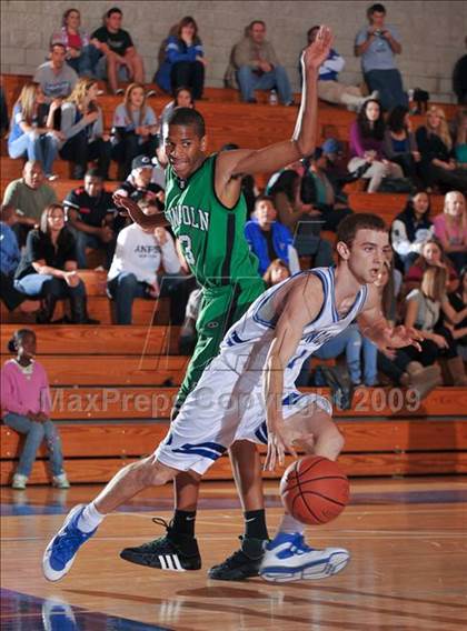 Thumbnail 2 in Rancho Bernardo vs Lincoln (MaxPreps Holiday Classic) photogallery.