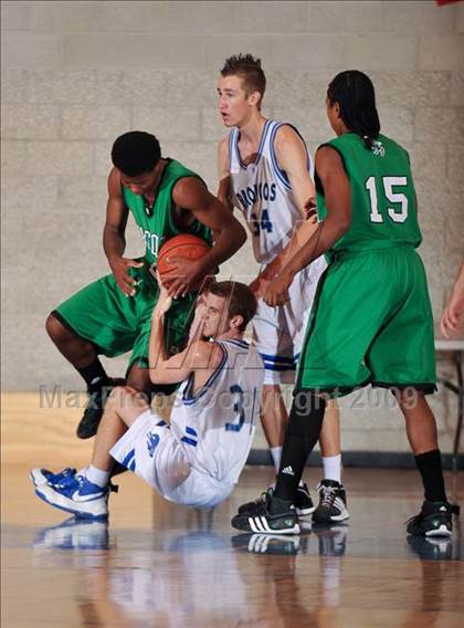 Thumbnail 2 in Rancho Bernardo vs Lincoln (MaxPreps Holiday Classic) photogallery.