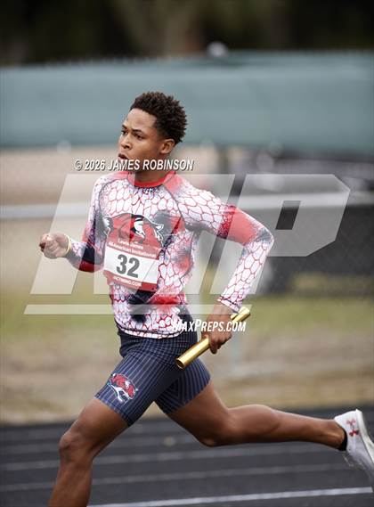 Thumbnail 2 in lewis James Invitational (4x800m) photogallery.