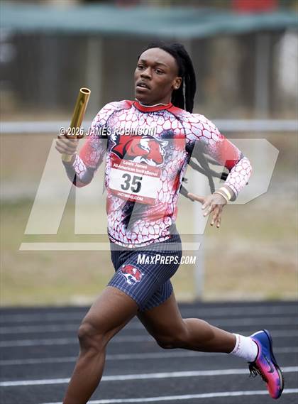 Thumbnail 2 in lewis James Invitational (4x800m) photogallery.