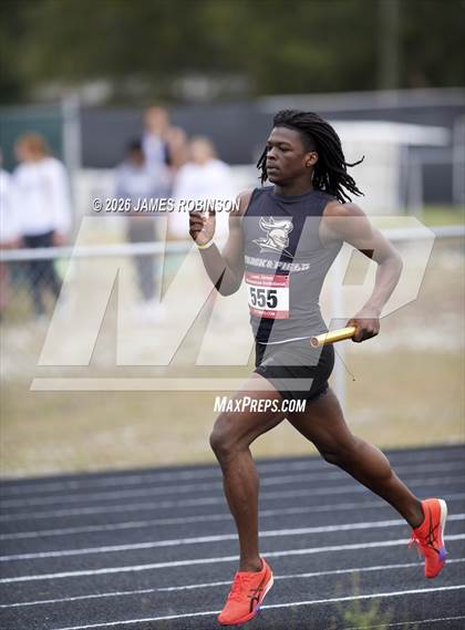 Thumbnail 2 in lewis James Invitational (4x800m) photogallery.