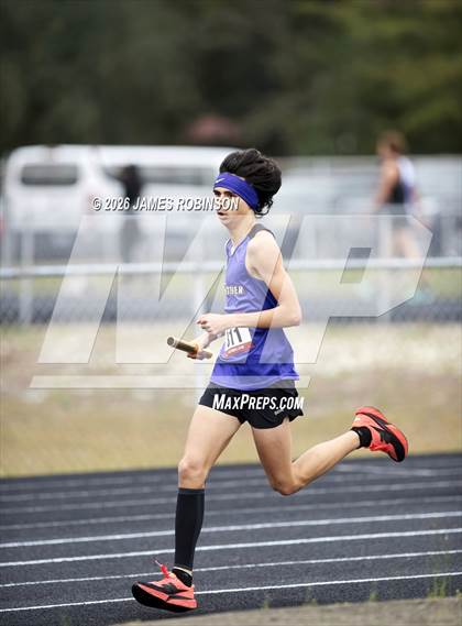 Thumbnail 2 in lewis James Invitational (4x800m) photogallery.
