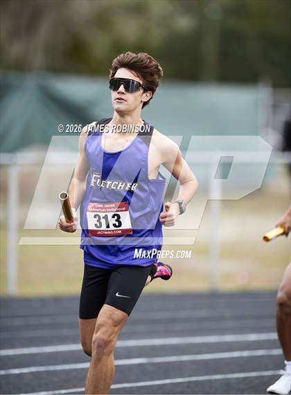 Thumbnail 2 in lewis James Invitational (4x800m) photogallery.