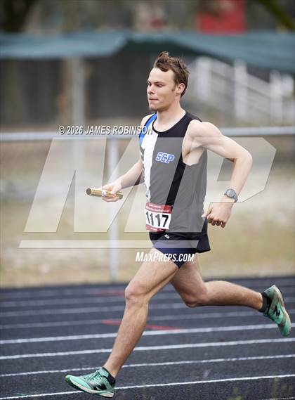 Thumbnail 1 in lewis James Invitational (4x800m) photogallery.