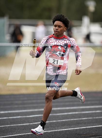 Thumbnail 2 in lewis James Invitational (4x800m) photogallery.