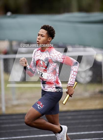 Thumbnail 1 in lewis James Invitational (4x800m) photogallery.