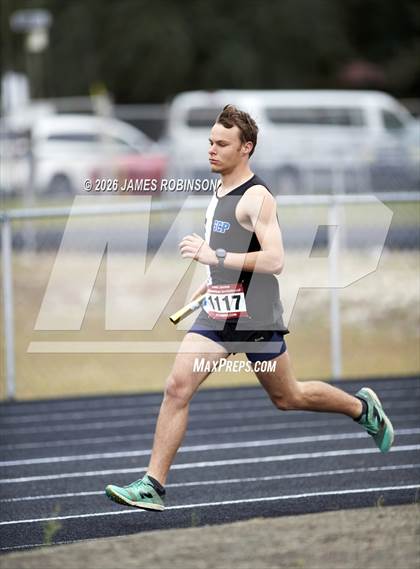 Thumbnail 3 in lewis James Invitational (4x800m) photogallery.
