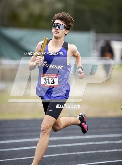 Thumbnail 2 in lewis James Invitational (4x800m) photogallery.