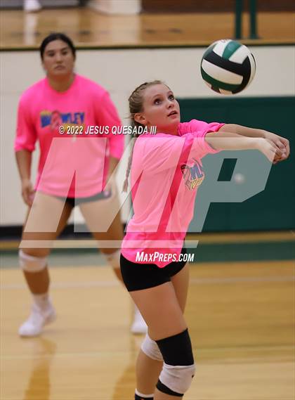 Thumbnail 2 in Brawley @ Holtville photogallery.