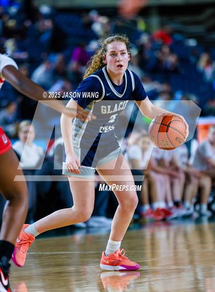 Thumbnail 1 in Union vs. Glacier Peak (WIAA 4A Round of 12) photogallery.