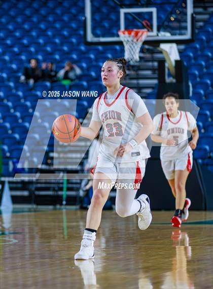 Thumbnail 1 in Union vs. Glacier Peak (WIAA 4A Round of 12) photogallery.
