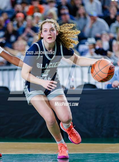 Thumbnail 2 in Union vs. Glacier Peak (WIAA 4A Round of 12) photogallery.
