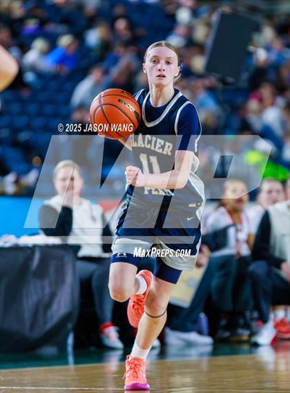 Thumbnail 2 in Union vs. Glacier Peak (WIAA 4A Round of 12) photogallery.