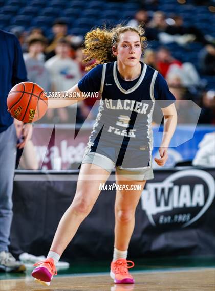Thumbnail 2 in Union vs. Glacier Peak (WIAA 4A Round of 12) photogallery.