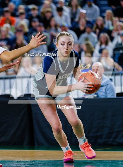 Thumbnail 1 in Union vs. Glacier Peak (WIAA 4A Round of 12) photogallery.