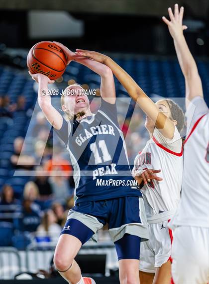 Thumbnail 3 in Union vs. Glacier Peak (WIAA 4A Round of 12) photogallery.