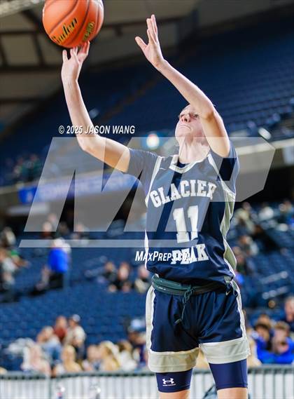 Thumbnail 1 in Union vs. Glacier Peak (WIAA 4A Round of 12) photogallery.