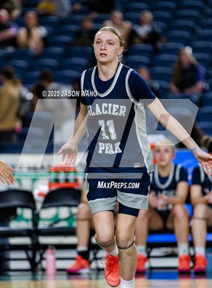 Thumbnail 1 in Union vs. Glacier Peak (WIAA 4A Round of 12) photogallery.