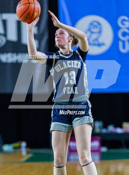 Thumbnail 1 in Union vs. Glacier Peak (WIAA 4A Round of 12) photogallery.
