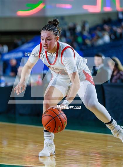 Thumbnail 2 in Union vs. Glacier Peak (WIAA 4A Round of 12) photogallery.