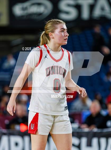 Thumbnail 3 in Union vs. Glacier Peak (WIAA 4A Round of 12) photogallery.