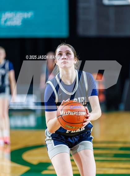 Thumbnail 1 in Union vs. Glacier Peak (WIAA 4A Round of 12) photogallery.