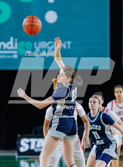 Thumbnail 2 in Union vs. Glacier Peak (WIAA 4A Round of 12) photogallery.