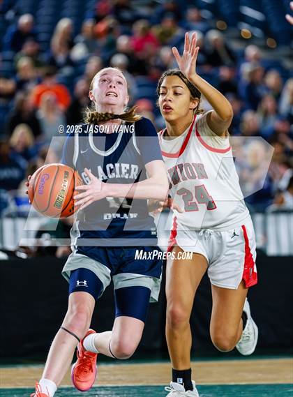 Thumbnail 3 in Union vs. Glacier Peak (WIAA 4A Round of 12) photogallery.