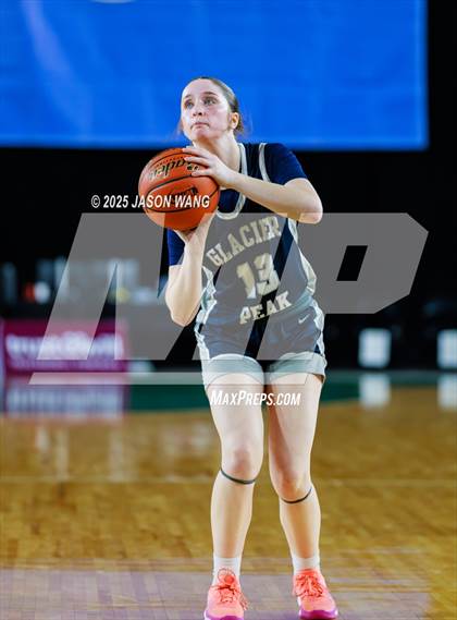 Thumbnail 3 in Union vs. Glacier Peak (WIAA 4A Round of 12) photogallery.