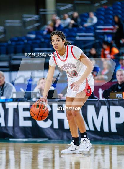 Thumbnail 2 in Union vs. Glacier Peak (WIAA 4A Round of 12) photogallery.