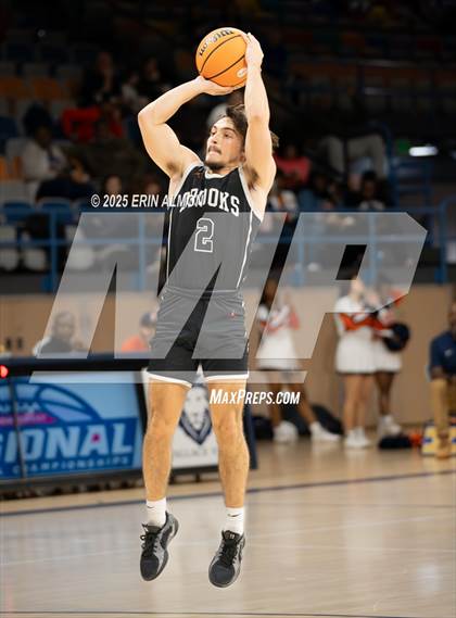 Thumbnail 2 in Fultondale vs. Brooks (AHSAA 4A Regional First Round) photogallery.