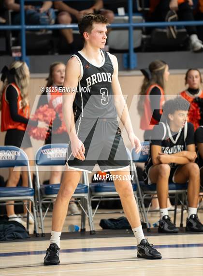Thumbnail 1 in Fultondale vs. Brooks (AHSAA 4A Regional First Round) photogallery.
