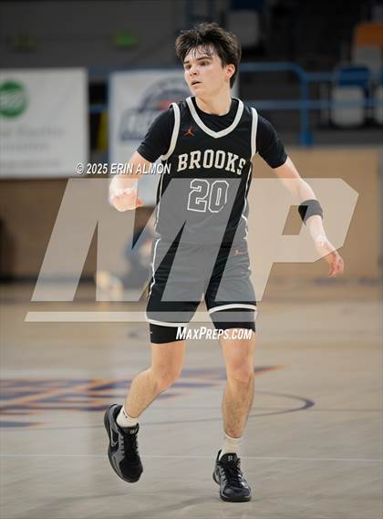 Thumbnail 3 in Fultondale vs. Brooks (AHSAA 4A Regional First Round) photogallery.
