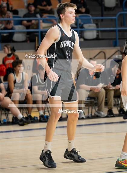 Thumbnail 2 in Fultondale vs. Brooks (AHSAA 4A Regional First Round) photogallery.